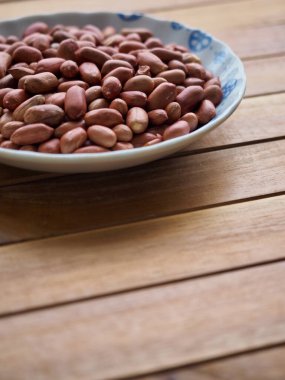 Organik fıstıklar, yiyecekler, atıştırmalıklar.