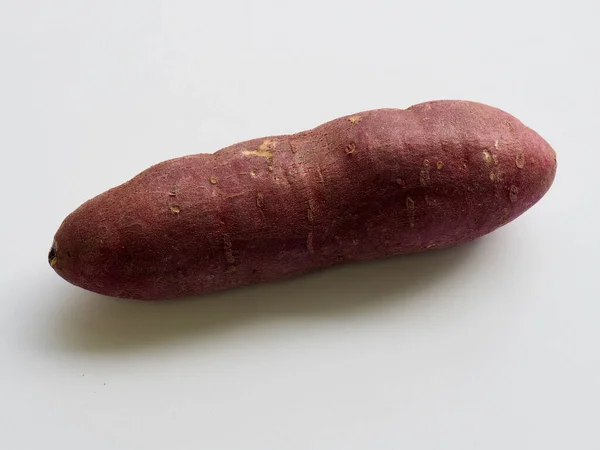 新鮮な有機根菜食品サツマイモ — ストック写真