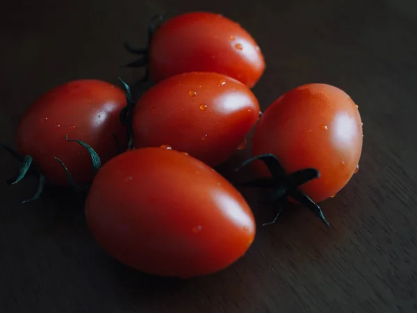 Fresh Organic Vegetable Cherry Tomatoes — Stock Photo, Image