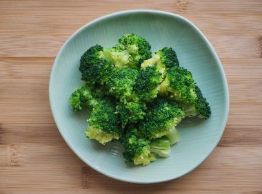 Taze organik sebzeler yeşil brokoli.