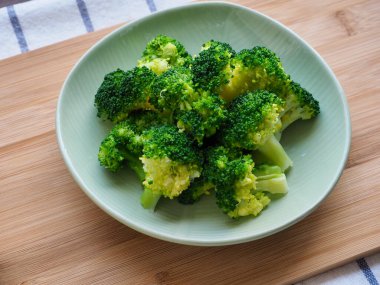 Taze organik sebzeler yeşil brokoli.