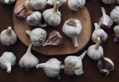 Taze organik sebze, sarımsak, gıda malzemesi.