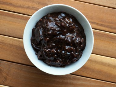 Seramik kasede Jajang sosu