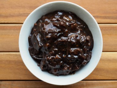 Seramik kasede Jajang sosu