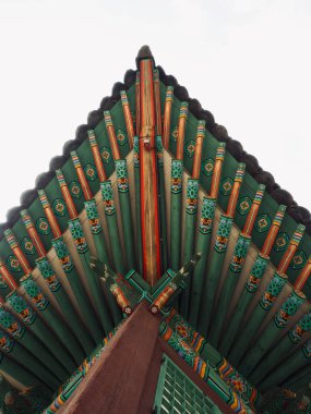 Geleneksel Kore Hanok çatısı