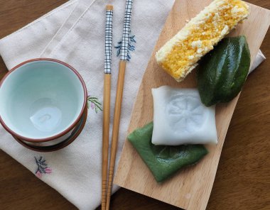 Kore geleneksel yemekleri, çeşitli pirinç kekleri.