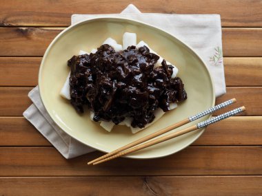 Jajang soslu Tteokbokki.