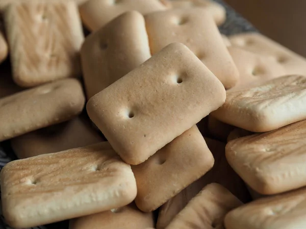 Bisküvi ekmeği, acil durum yemeği, atıştırmalık, tatlı.