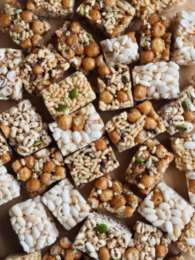 Kore geleneksel atıştırmalıkları Tatlı RicePuff, Gangjeong