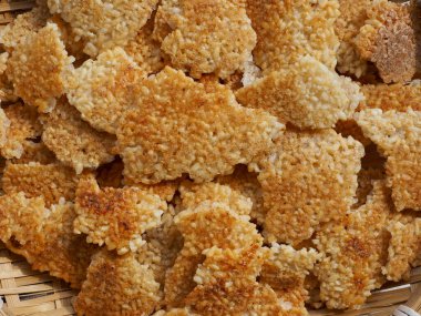 Kore yemeği Nurungji, çıtır pirinç kabuğu.