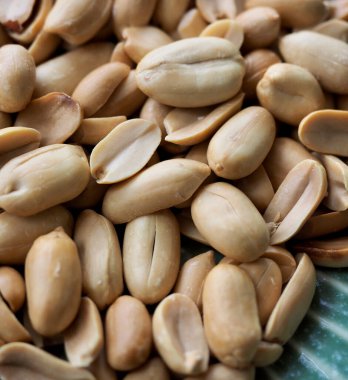 Organik fıstıklar, yiyecekler, atıştırmalıklar.