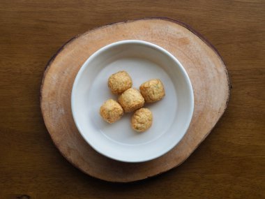 Asya yemeği balık keki, balık ezmesi, eomuk, odeng.