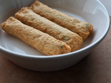 Asya yemeği balık keki, balık ezmesi, eomuk, odeng.