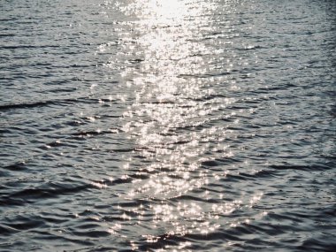 Yumuşak Göl Dalgası arkaplan resmi, ışık