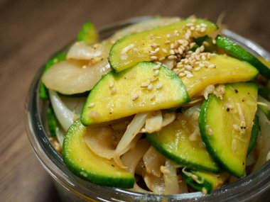 Kore yemeği, kızarmış kabak, yemek.