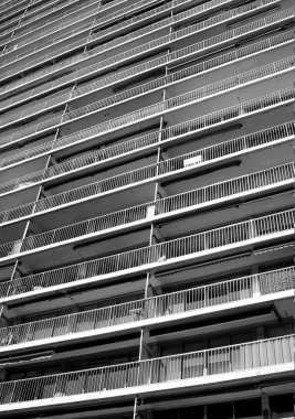 Yüksek katlı bina inşaatında sosyal konut