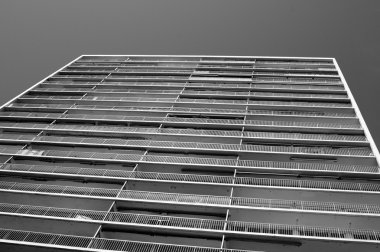 Yüksek katlı bina inşaatında sosyal konut