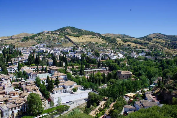 Stadsutsikt Över Den Andalusiska Staden Granada Spanien Stockbild