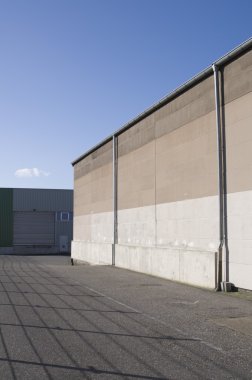 Endüstriyel ön duvar ile