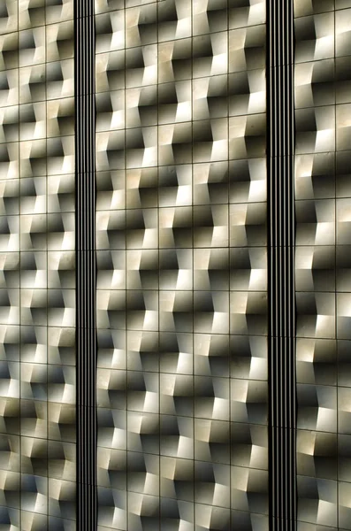 Абстрактный металлический фасад — стоковое фото