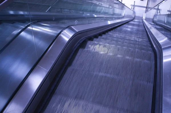 空の動く階段 — ストック写真