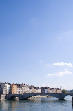 Lyon cityscape bridge ile