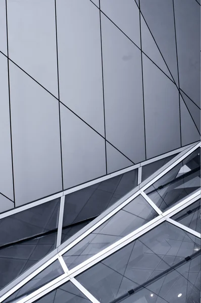 Fachada de alto vidrio del edificio —  Fotos de Stock
