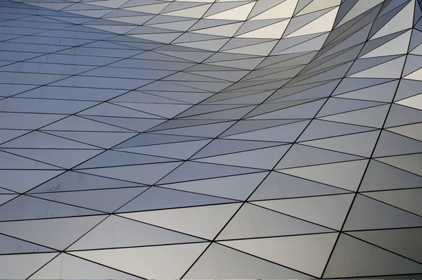 Futuristiska stål fasad — Stockfoto