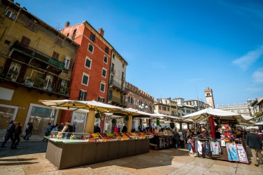 Güne göre Verona sokakları