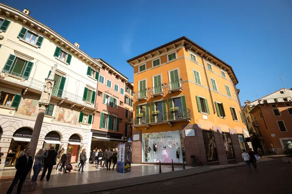 Calles de Verona de día —  Fotos de Stock