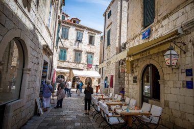 Dubrovnik sokak kafeleri ana Meydanı