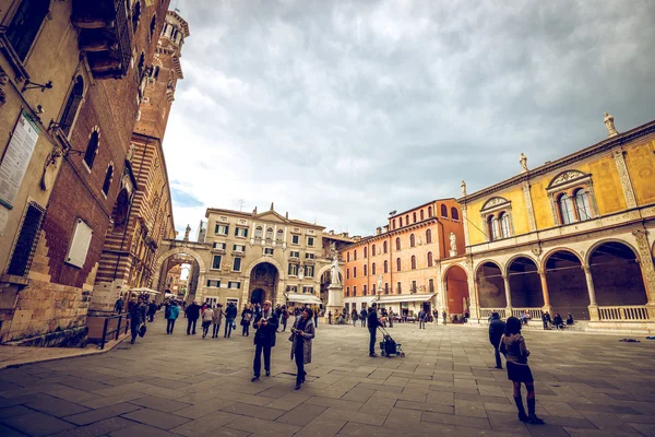 Calles de Verona de día —  Fotos de Stock