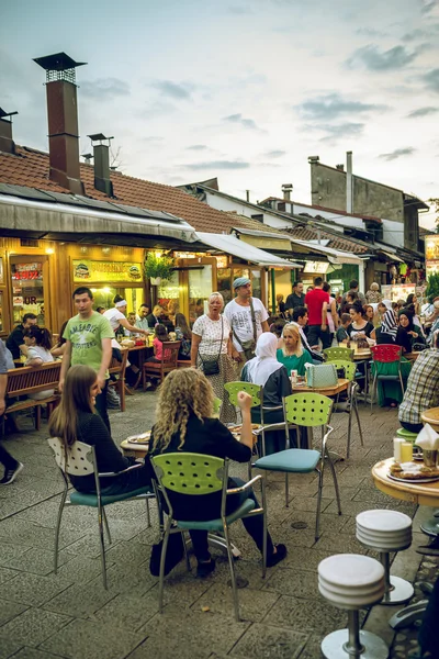 Iftar middag i Sarajevo, Bosnien och Hercegovina — Stockfoto