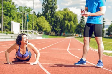 Şınav antrenörle açık