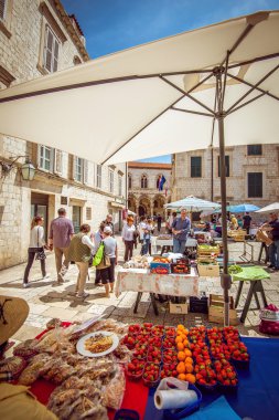 Dubrovnik meyve pazarı