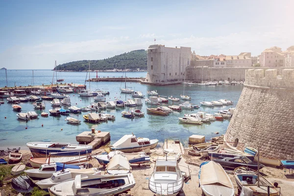 Dubrovnik båt hamn — Stockfoto