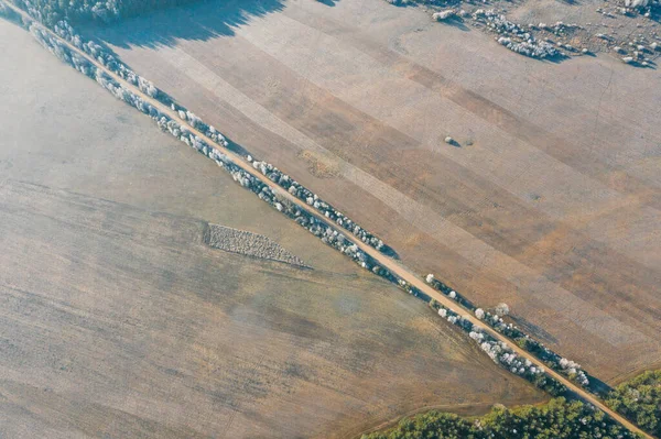 İlk don. Tarlalarda güzel bir yol.