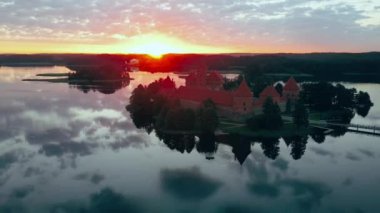 Şato Gündoğumu, Trakai, Litvanya, Avrupa