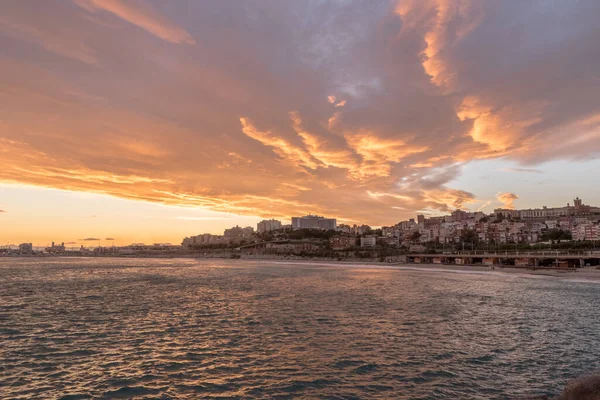 Piękny Słoneczny Zachód Słońca Tarragonie Katalonii Hiszpanii Latem 2020 Roku — Zdjęcie stockowe