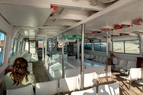 Isla Lobos Fuerteventura España 2020 Octubre Turistas Ferry Muelle Isla — Foto de Stock