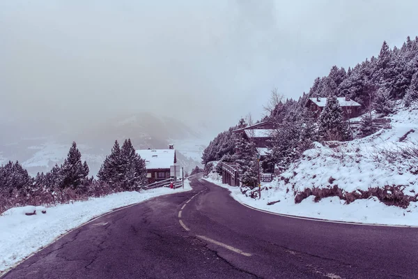 Straat Een Sneeuwstorm Pyreneeën Andorra — Stockfoto