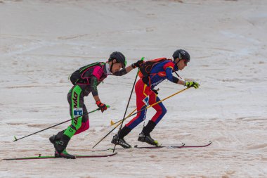 Arinsal, Andorra: 2 Mart 2021: CASABELLA SIN Sergi VE ve KOVACIC Luka SLO ISMF WC Comapedrosa Andorra 2021 - RelayRace Men.