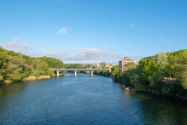 Logrono 'daki taş köprü, La Rioja bölgesi, İspanya.