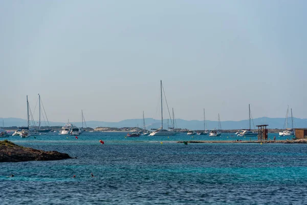 Formentera España 2021 Junio Ciclismo Turistas Playa Illetes Formentera España —  Fotos de Stock