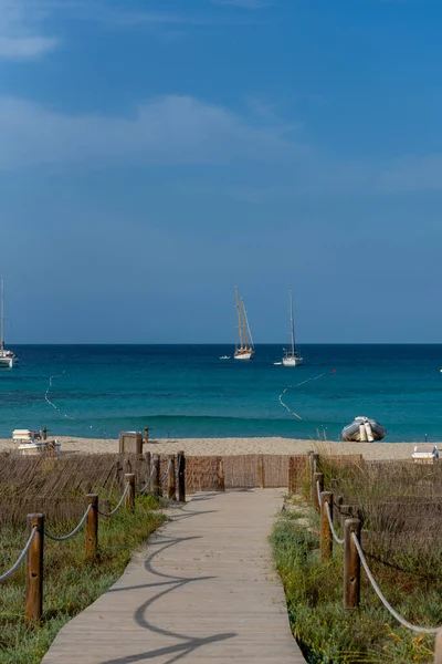フォルメンテラのレヴァンテビーチ スペイン 2021年夏 — ストック写真
