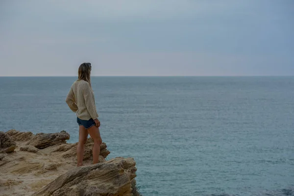 Mujer Rubia Joven Calo Mort Isla Formentera España Verano 2021 — Foto de Stock