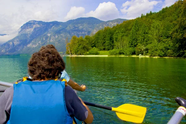 Children Canoe Lake Bohinj Slovenia — Stock Photo, Image