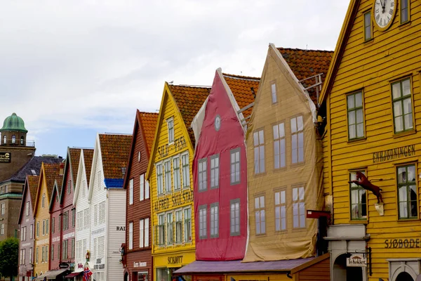 Norveç 'in Bergen şehrinde eski güzel evler