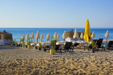 Antalya, Türkiye 'de yazın güzel bir plaj manzarası