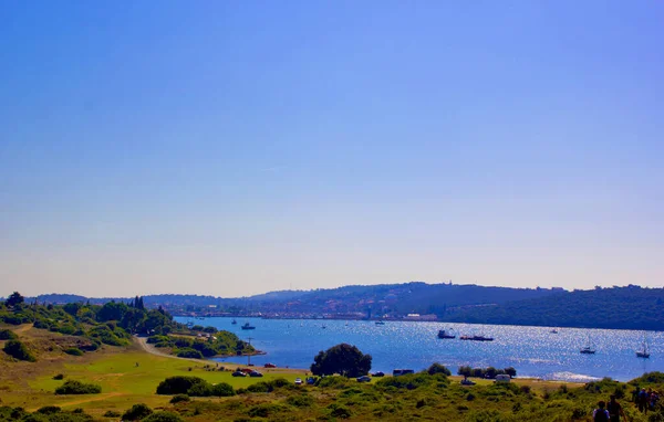 Hermosa Vista Del Mar Ageo Las Montañas Verano —  Fotos de Stock